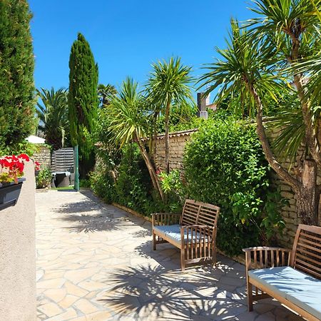 Le Clos Des Sternes La Flotte Esterno foto