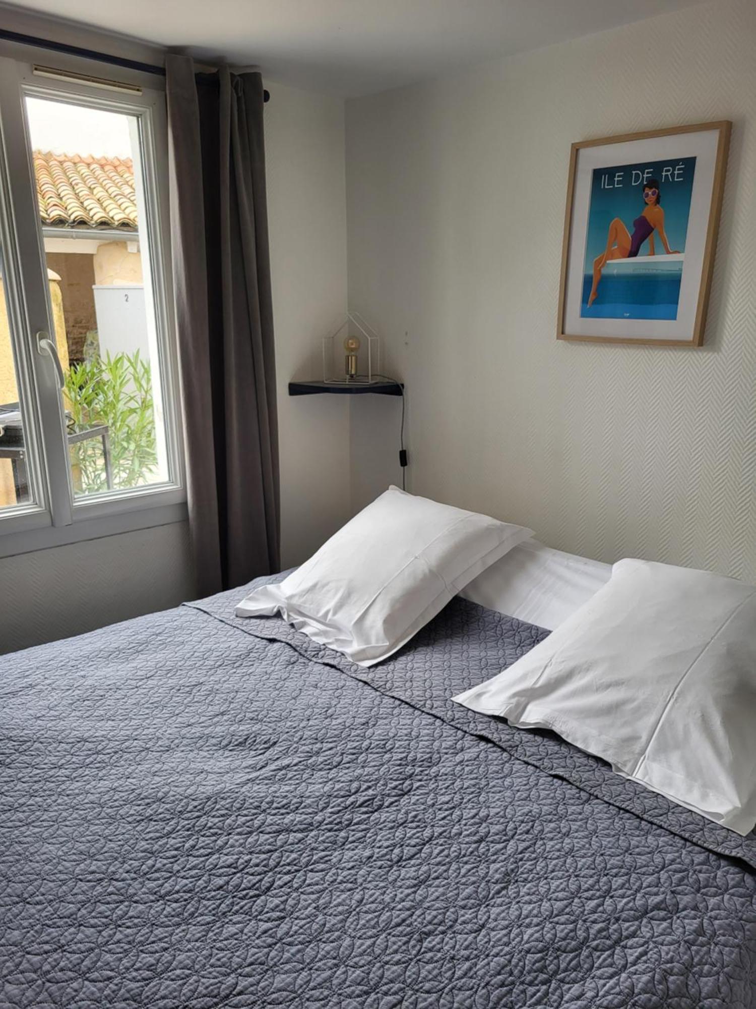 Le Clos Des Sternes La Flotte Esterno foto
