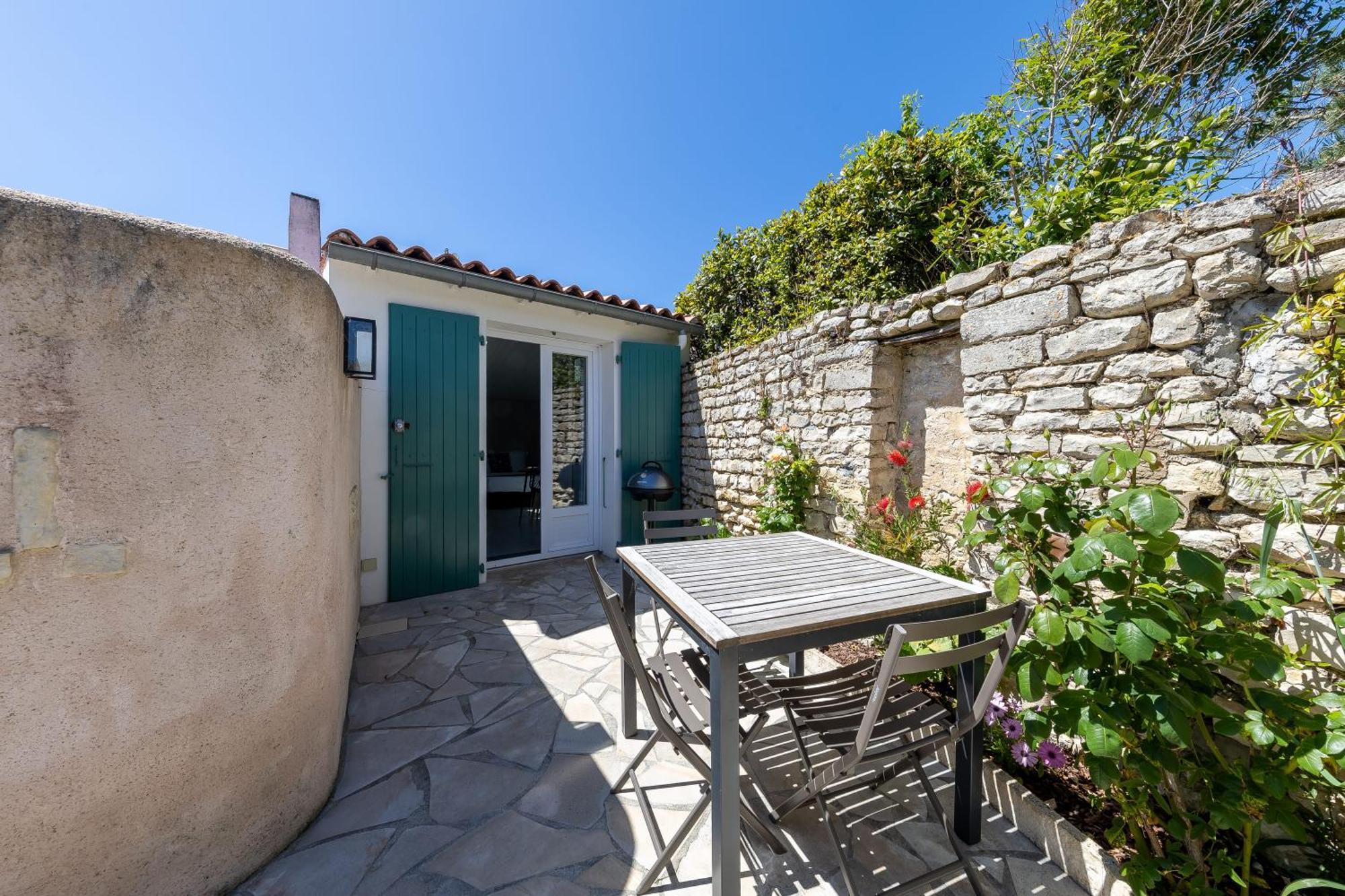Le Clos Des Sternes La Flotte Esterno foto